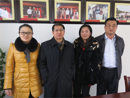 南京大學(xué)歷史系教授、博導(dǎo)、南京大學(xué)文化與自然遺產(chǎn)研究所創(chuàng)始人賀云翱教授來廠指導(dǎo)喬